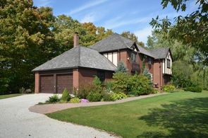 Exterior View - Country homes for sale and luxury real estate including horse farms and property in the Caledon and King City areas near Toronto